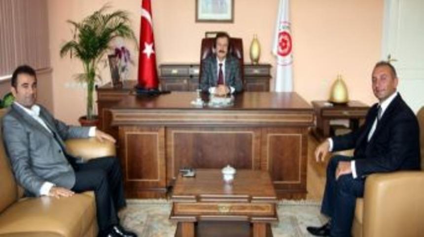 İşadamı Ahmet &Uuml;nal&rsquo;dan Rekt&ouml;r Kocacık&rsquo;a Ziyaret