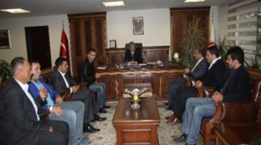 Başkan Tuna&rsquo;ya M&uuml;teahhitlerden Ziyaret