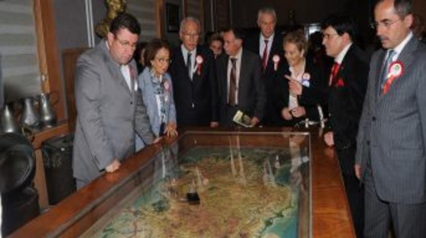 Onarılan Ankara Lisesi M&uuml;zesi T&ouml;renle A&ccedil;ıldı