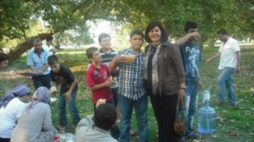 &Ccedil;ocuklar G&ouml;nen&rsquo;i Gezdi