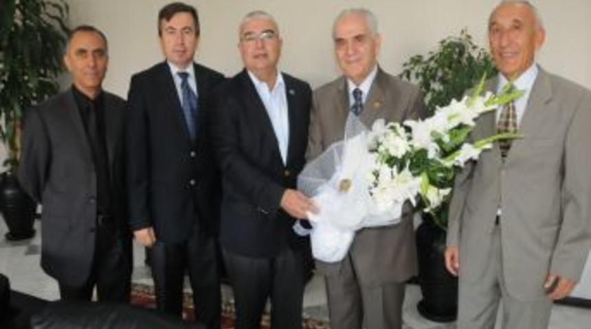 Emekli Astsubaylar Başkan Baysan'ı Ziyaret Etti