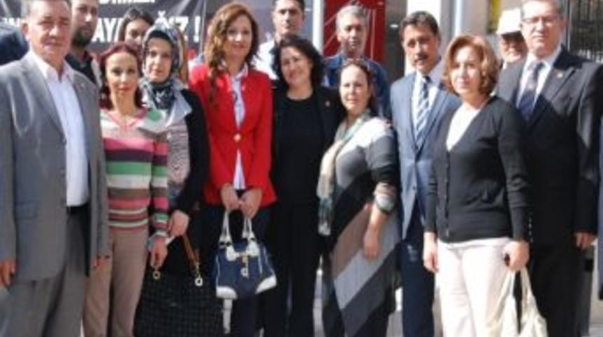 Chp&rsquo;de Rozet T&ouml;reni Yapıldı