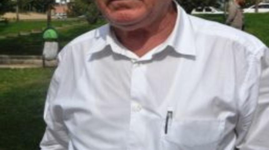 Kooperatif Başkanı &Uuml;st Ge&ccedil;idi Tek Başına Protesto Etti