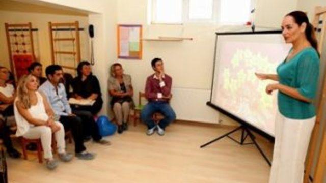 Neşe Erberk  İzmit’te öğrencileriyle buluştu