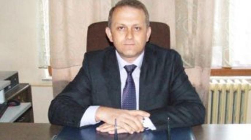 N&uuml;fus M&uuml;d&uuml;r&uuml; Beyin Kanamasından &Ouml;ld&uuml;