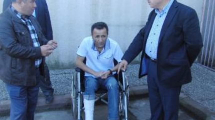 İtfaiye M&uuml;d&uuml;r&uuml; &lsquo;kurtarayım&rsquo; Derken Ayağını Kırdı