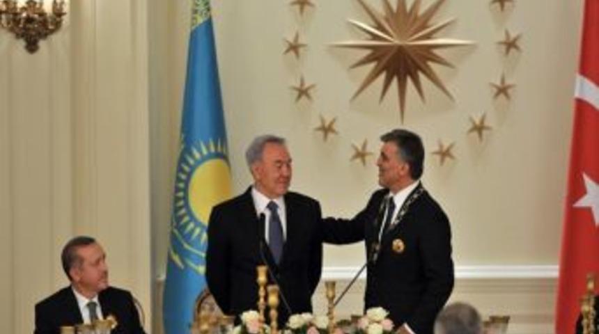 Başkan Karaosmanoğlu, K&ouml;şk&rsquo;te Resmi Davete Katıldı