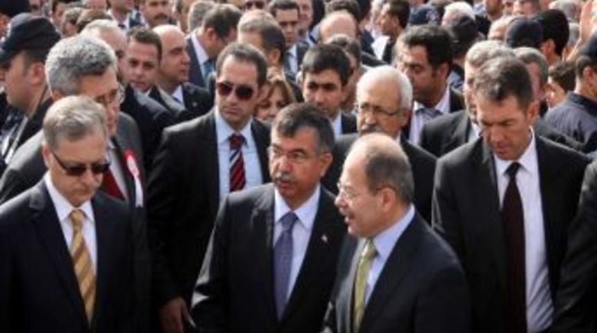 Bakan Akdağ Ve Yılmaz, Sivas&rsquo;ta Hastane A&ccedil;ılışına Katıldı