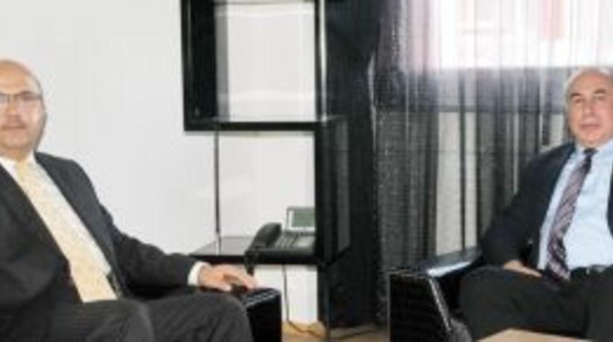 U&ccedil;kan'dan Başkan &Ccedil;oban'a ziyaret