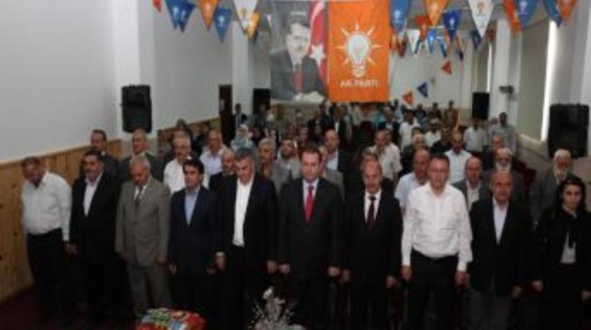 Ak Parti Karap&uuml;r&ccedil;ek İl&ccedil;e Danışma Toplantısı Ger&ccedil;ekleştirildi