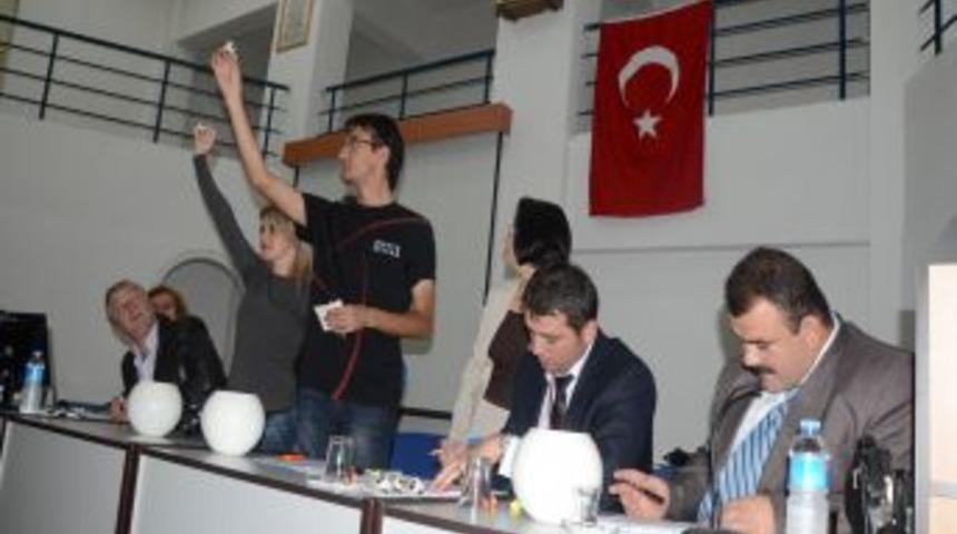 İşsizlerin Kura &Ccedil;ekimini &Ccedil;ocukları Yaptı