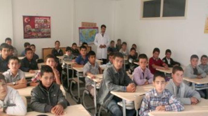 NEV-DER, &Uuml;cretsiz Dershane Hizmeti Veriyor