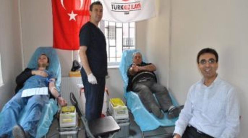 Kanın En &Ccedil;ok İhtiya&ccedil; Olduğu Yerde Kan Bağışı