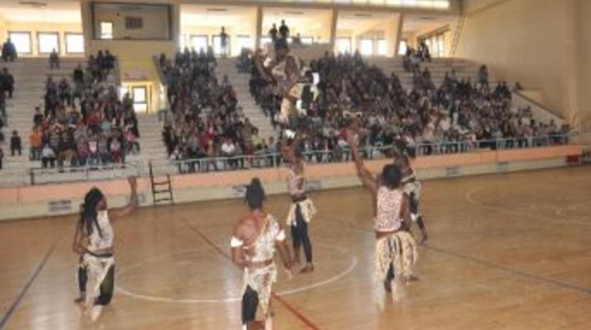 Akro Sirki B&uuml;y&uuml;ledi