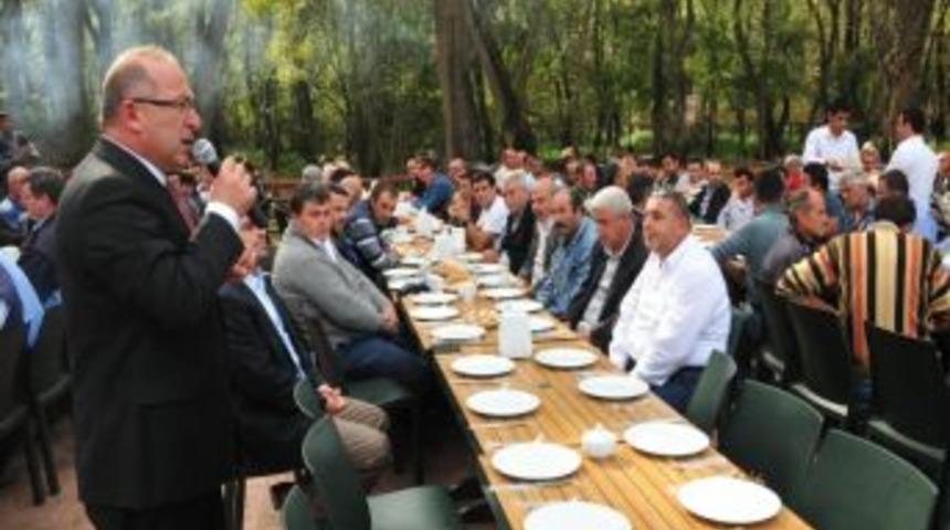 Erd&ouml;nmez&rsquo;den &Ccedil;alışanlara Yemek