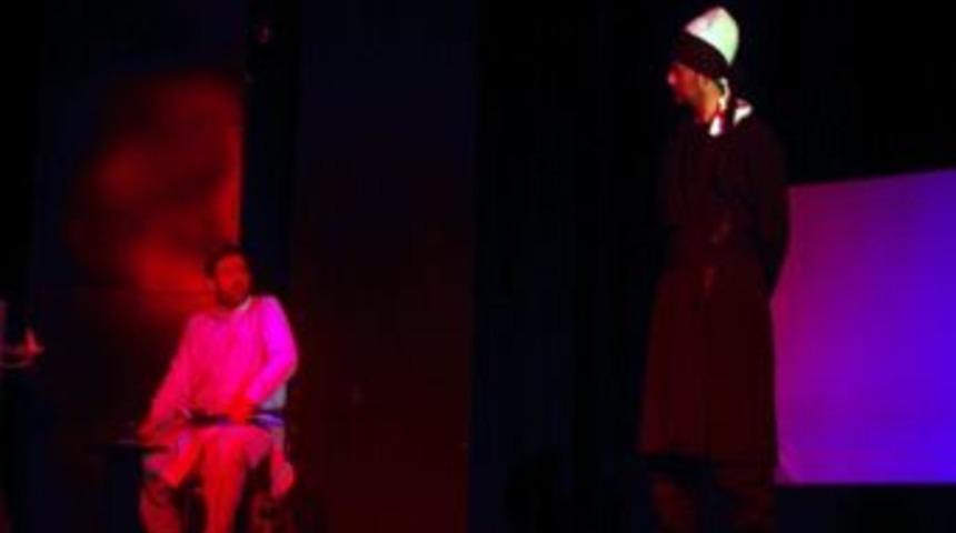 Osmancık&rsquo;ta Tiyatro G&ouml;sterisine Yoğun İlgi