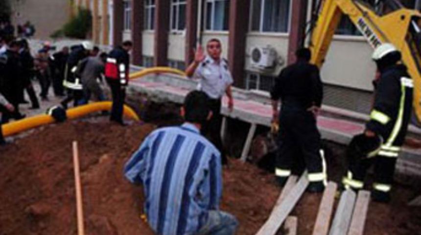 Hastane bah&ccedil;esinde g&ouml;&ccedil;&uuml;k: 2 &ouml;l&uuml;