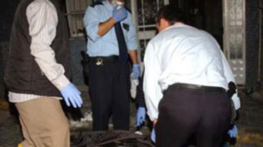 İnternet bağlantısı i&ccedil;in geldi, &ouml;ld&uuml;rd&uuml;