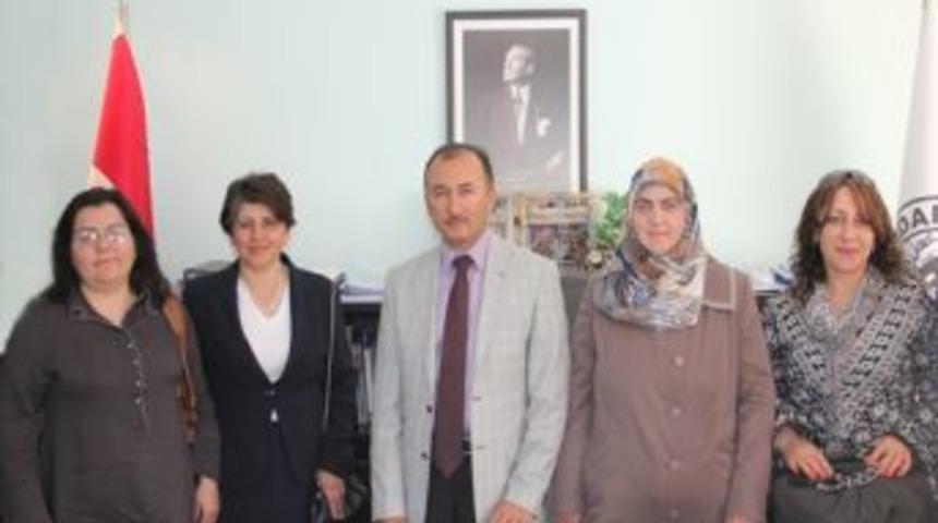 Ardahan&rsquo;da 'giymediğini Giydir' Projesi