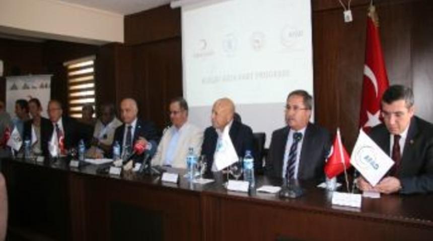 Suriyeli Sığınmacılara Kızılay Gıda Kartı