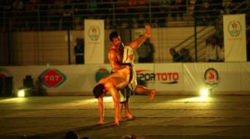 Geleneksel Spor Oyunlarına Muhteşem Gala