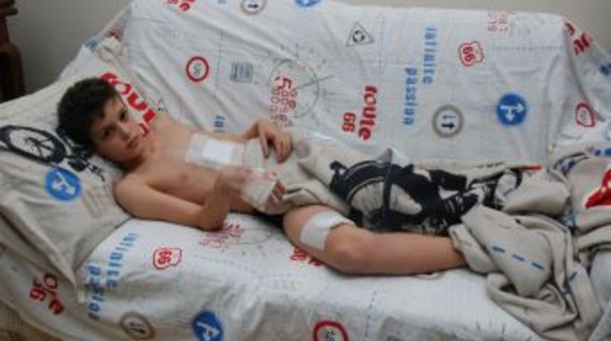 Pitbullun Saldırdığı &Ccedil;ocuk, Yaralı Kurtuldu