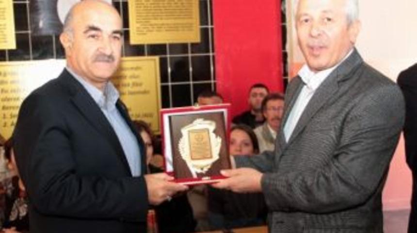 Başkan Yıldırım&rsquo;a Eğitim &Ouml;d&uuml;l&uuml;