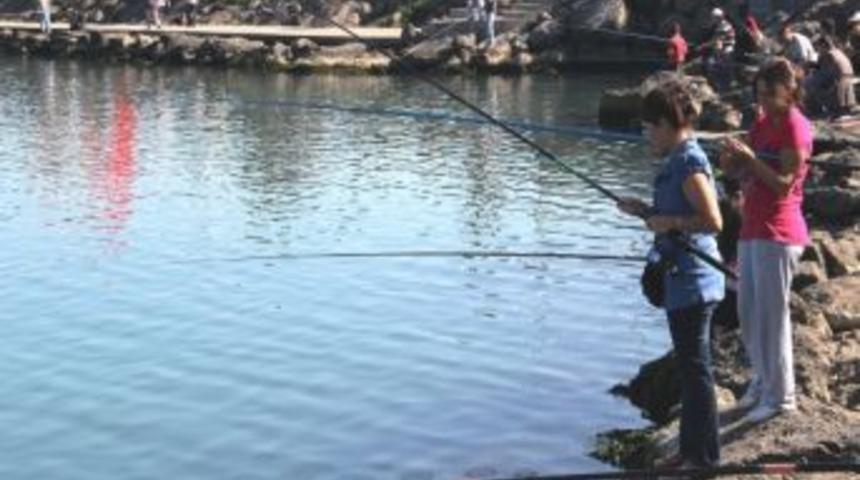 G&uuml;neşi G&ouml;ren Samsunlular, Sahile Akın Etti