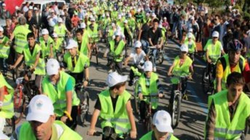 Sağlıklı Yaşam İ&ccedil;in Pedal &Ccedil;evirdiler