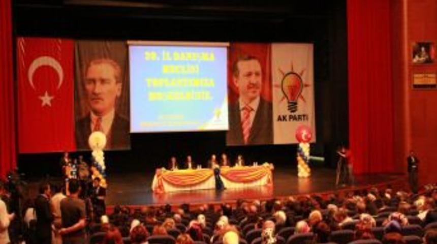 Arın&ccedil;: CHP, Suriye Politikasına Duygusal Bağlardan Dolayı Karşı &Ccedil;ıkıyor