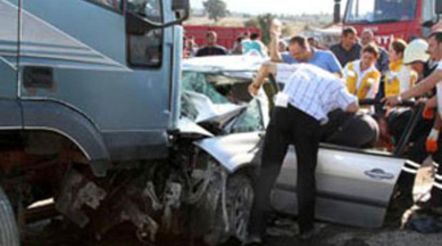Bolu'da zincirleme trafik kazası: 2 &ouml;l&uuml;