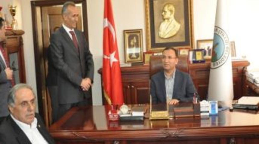 Başbakan Yardımcısı Bekir Bozdağ Siirt&rsquo;te