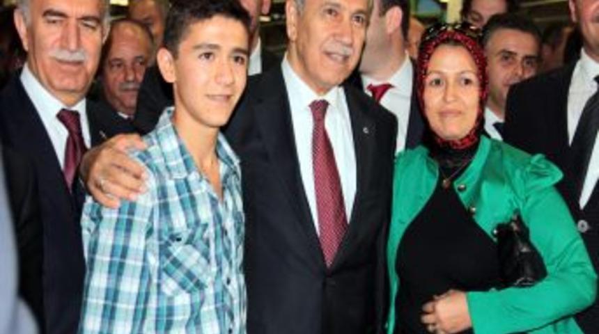 B&uuml;lent Arın&ccedil;&rsquo;ın Otomobili Olanlara Maaş Uyarısı