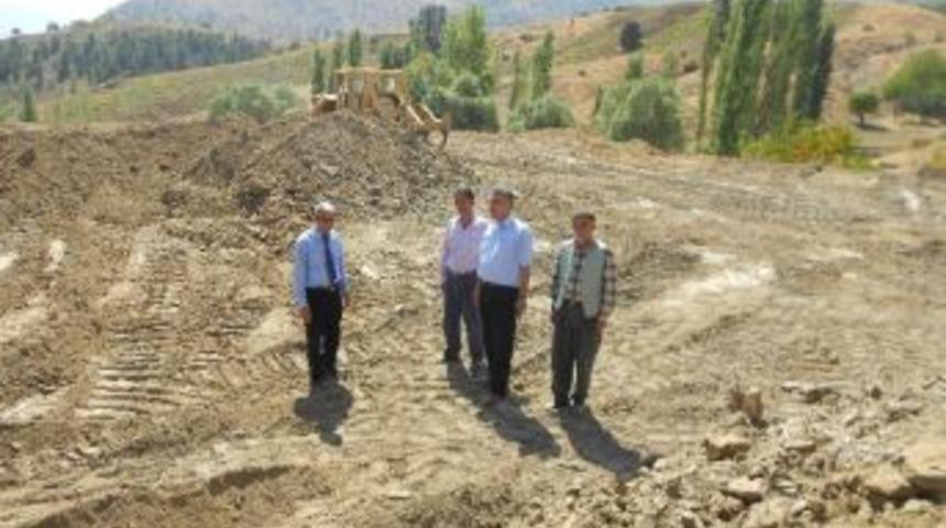 Kabaktepe K&ouml;y&uuml;'ne Utbol Sahası Yapılıyor