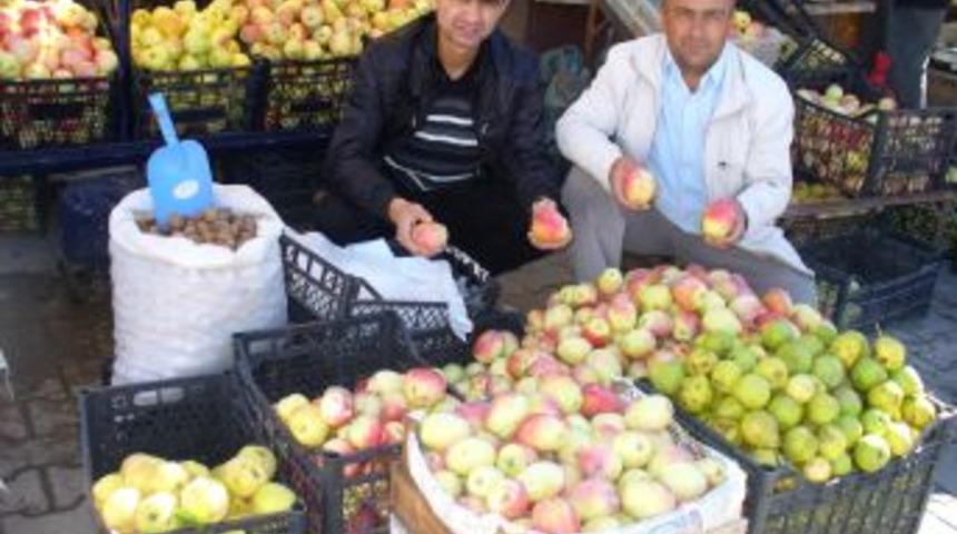 Kağızman'da 2. Uzun Elma Festivali Hazırlıkları Başladı