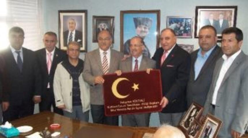 Vali Kolat Kesob'u Ziyaret Etti
