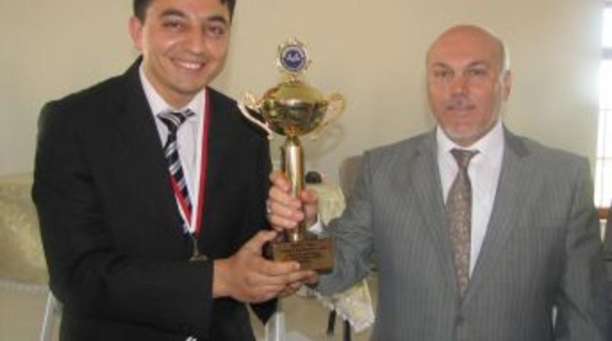 Kepez M&uuml;ft&uuml;l&uuml;ğ&uuml;, Futbolda Şampiyon Oldu