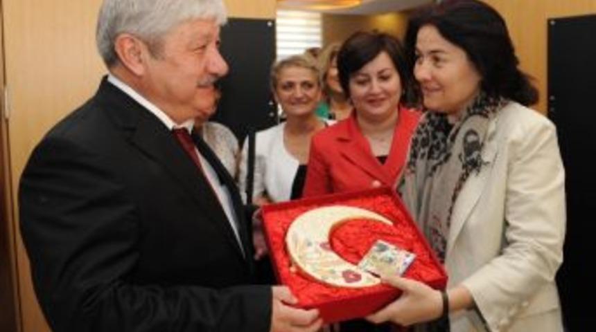 Chp Kadın Kolları Genel Başkanı Dokuzcan'dan Ziyaret