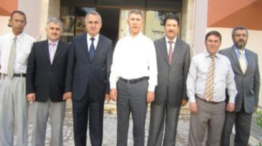 &Ouml;demiş Kaymakamı Abdullah D&ouml;lek&rsquo;ten M&uuml;ft&uuml;l&uuml;k Ziyareti