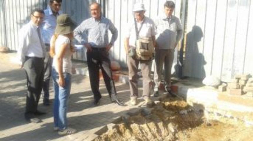Başkan Aşkın Kent Meydanı &Ccedil;alışmalarını İnceledi