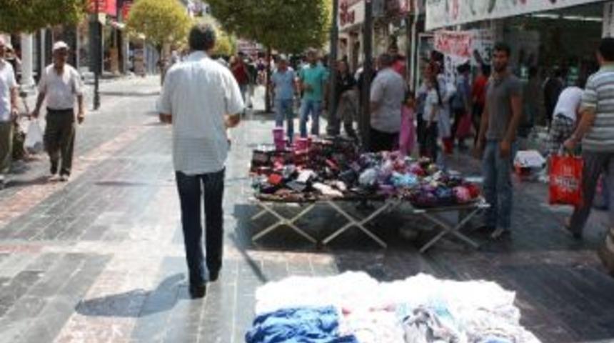D&uuml;zce&rsquo;de Bayram &Ouml;ncesi Kaldırım İzni