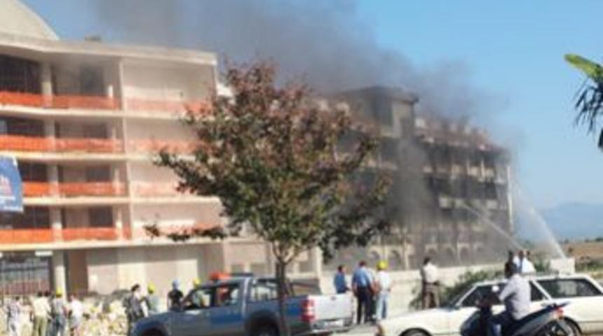 Side&rsquo;de otel yangını