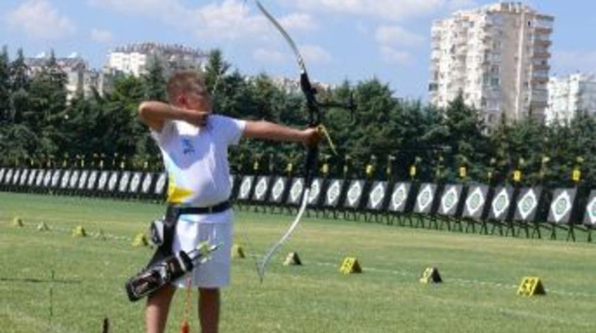 &Ccedil;ankaya&rsquo;nın Minik Ok&ccedil;ularına Madalya