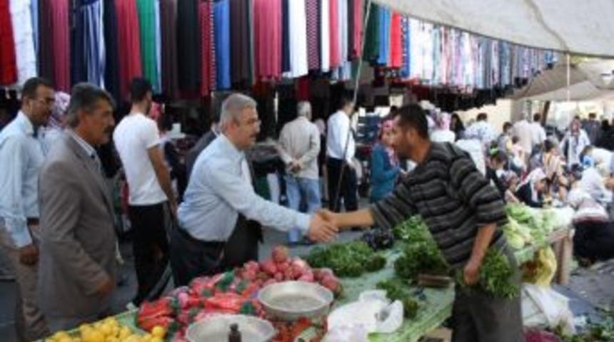 Milletvekili Yetiş, Yaralı Polis Memurunu Ziyaret Etti