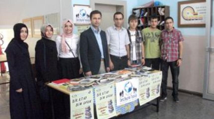 Gen&ccedil; Beyinler Topluluğu Kitap Bağış Kampanyası Başlattı