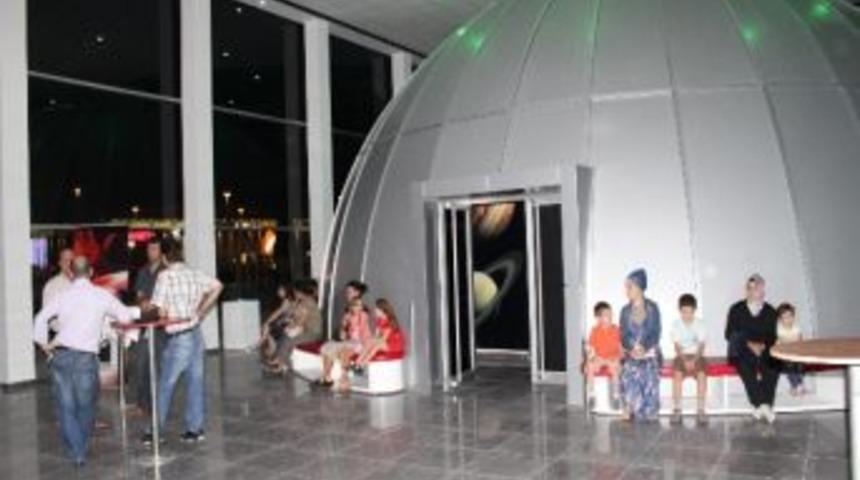 Serdivan Planetaryum B&uuml;y&uuml;k İlgi G&ouml;r&uuml;yor