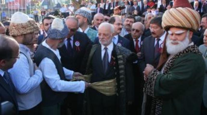T&uuml;rk D&uuml;nyası M&uuml;hendislik, Mimarlık Ve Şehircilik Kurultayı Başladı