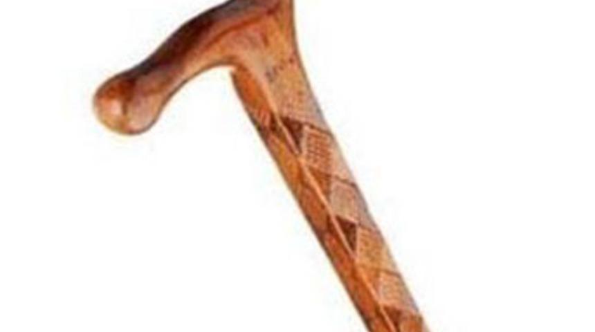 Eniştesi bastonla &ouml;ld&uuml;rd&uuml;