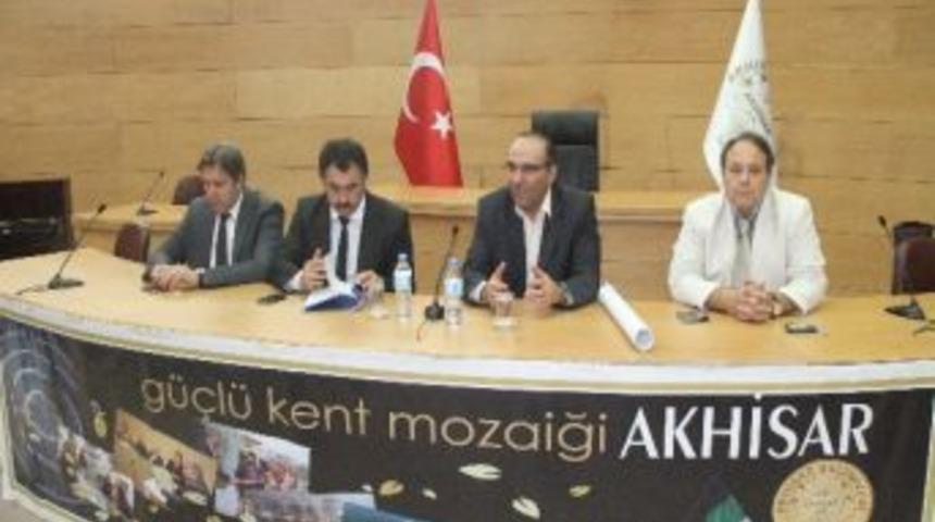 Akhisar Kaymakamı K&ouml;ten, &Uuml;zerinden &Ccedil;evre Yolu Ge&ccedil;ecek Arazilerin Sahipleri İle Buluştu