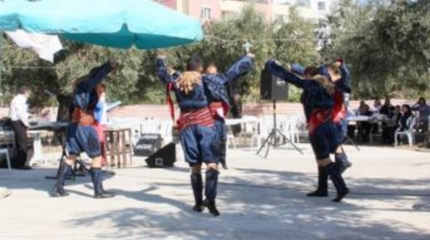 Balıkesir&rsquo;deki Malatyalılar, Dayanışma G&uuml;n&uuml;nde Biraraya Geldi